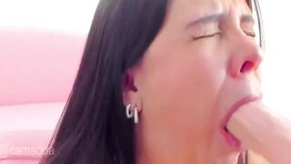 Lisa taking a Huge Cumshot to the Face