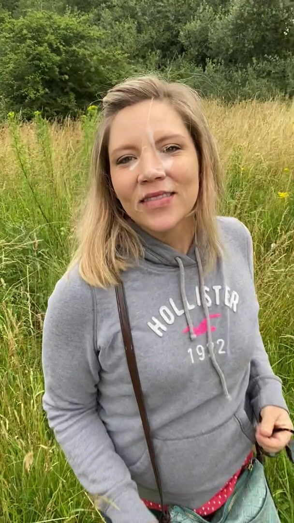 Milf Cumwalk