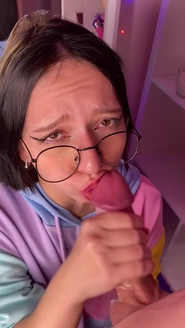 Do you wanna cum on my glasses?